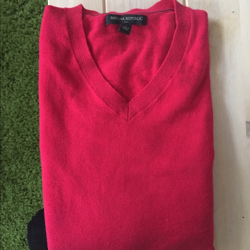 Like new Banana Republic Sweater
